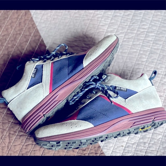 Greats navy, tan, and dark pink low tops, size 10 - Picture 9 of 9